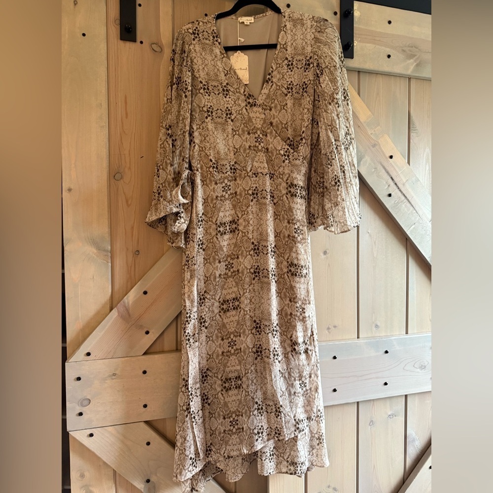 NWT Hem & Thread Chiffon Wrap Dress - Picture 6 of 8